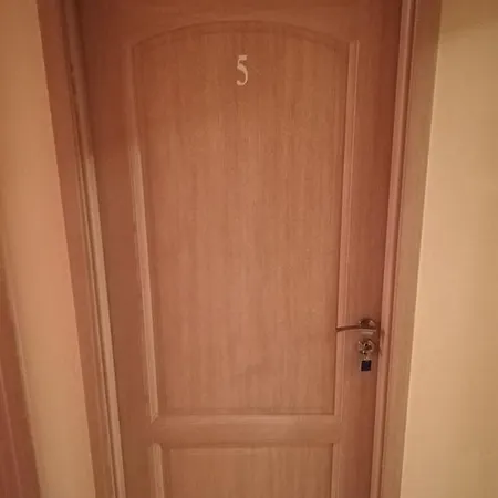 Cinema House Single & Double & Gostinjska kuća