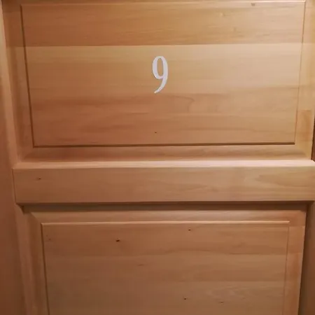 Gostinjska kuća Cinema House Single & Double &