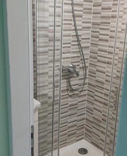 게스트하우스 Cinema House Single & Double & 풀라