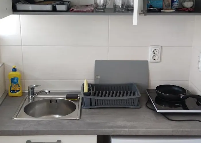 Cinema House Single & Double & 2* 풀라