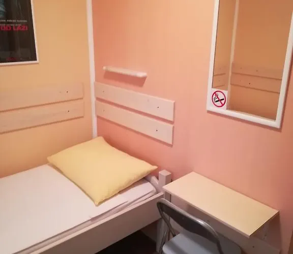 게스트하우스 Cinema House Single & Double &