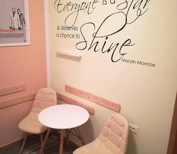 Cinema House Single & Double & 풀라