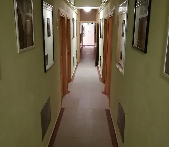 Cinema House Single & Double & 풀라