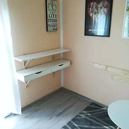 Cinema House Single & Double & 2* 普拉