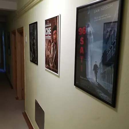 Pensjonat Cinema House Single & Double & Pula